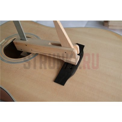 Струбцина F-образная MusicianWood