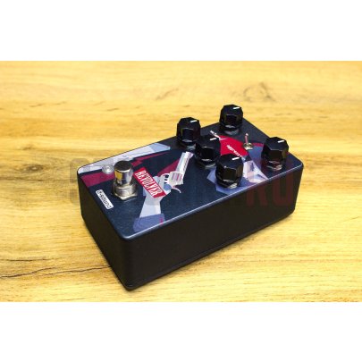 Педаль дисторшн D-Sound Revolver