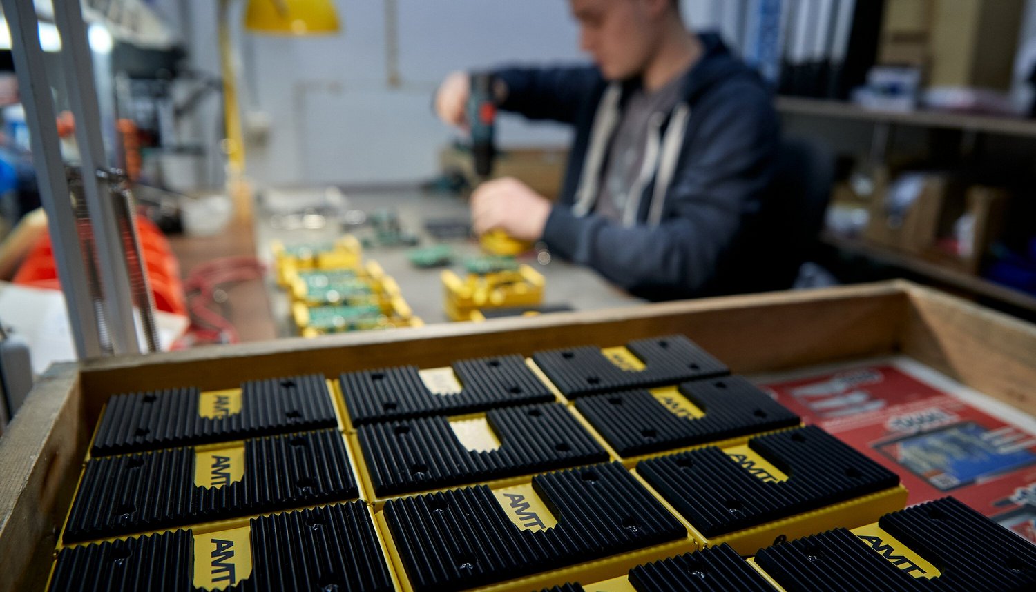 История AMT Electronics